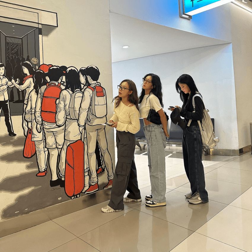 Recent activity shot of Apink
