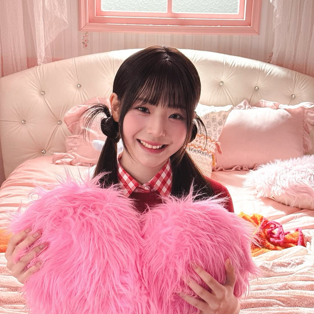 Latest photo of Seowon (UNIS)