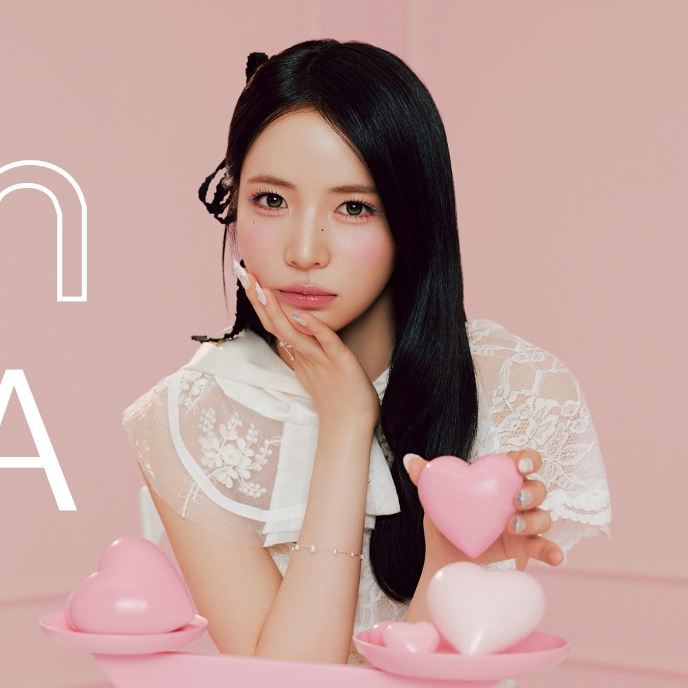 Behind-the-scenes cut of Maya (NiziU)