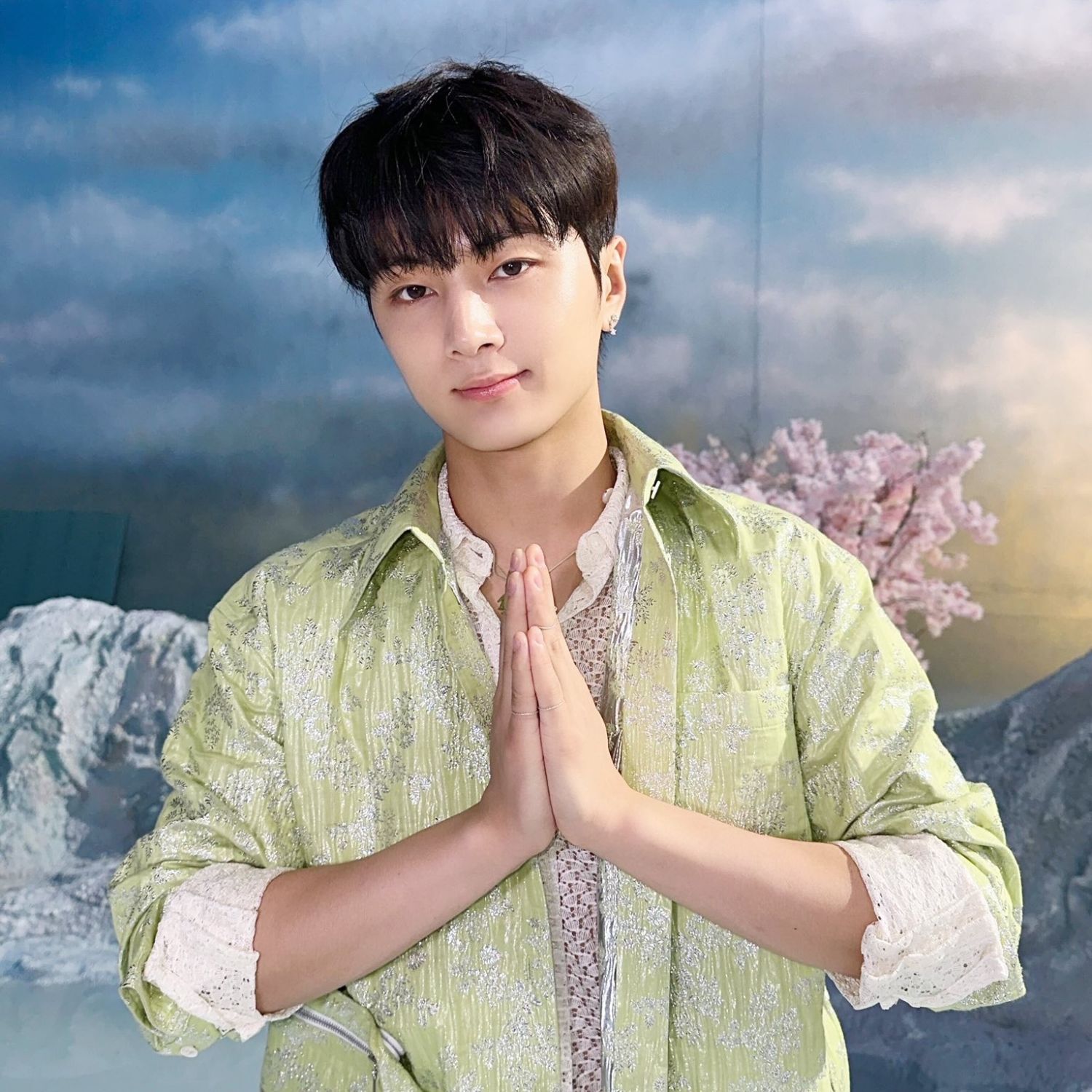 Latest photo of Jay (ENHYPEN)