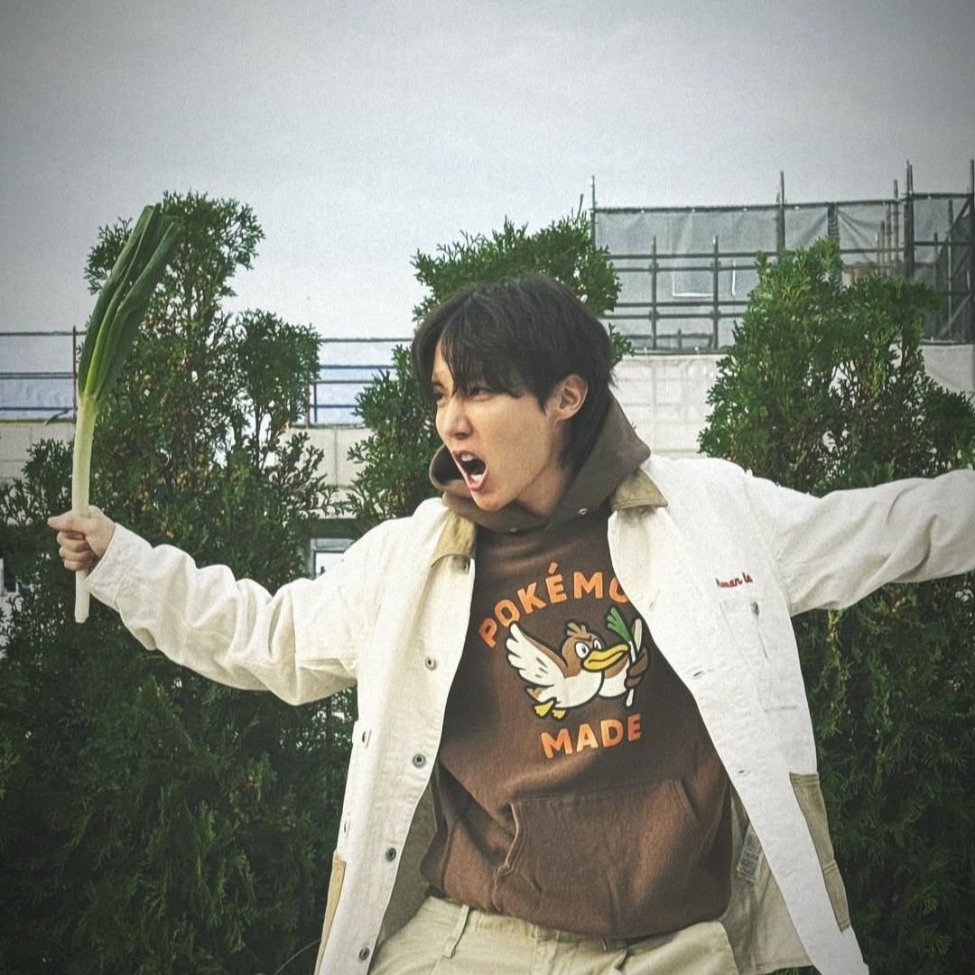 Behind-the-scenes cut of j-hope (BTS)