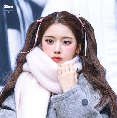 Behind-the-scenes cut of NMIXX