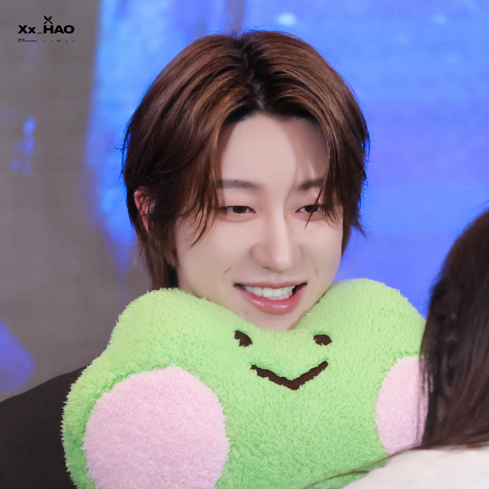 Behind-the-scenes cut of The 8 (SEVENTEEN)