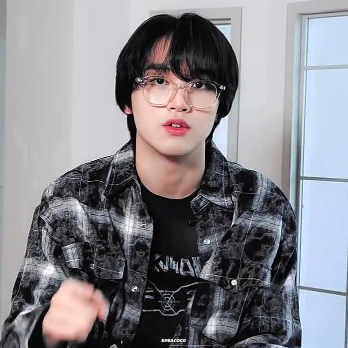 Behind-the-scenes cut of Haechan (NCT 127, NCT DREAM)