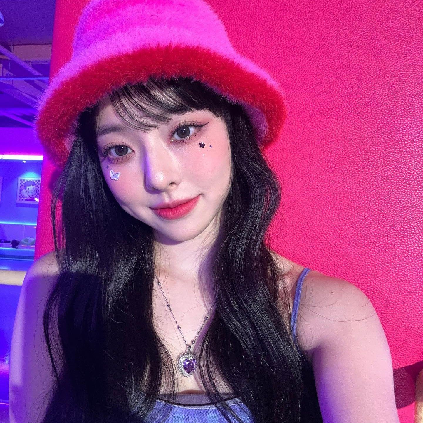 Latest photo of ViVi (Loossemble)