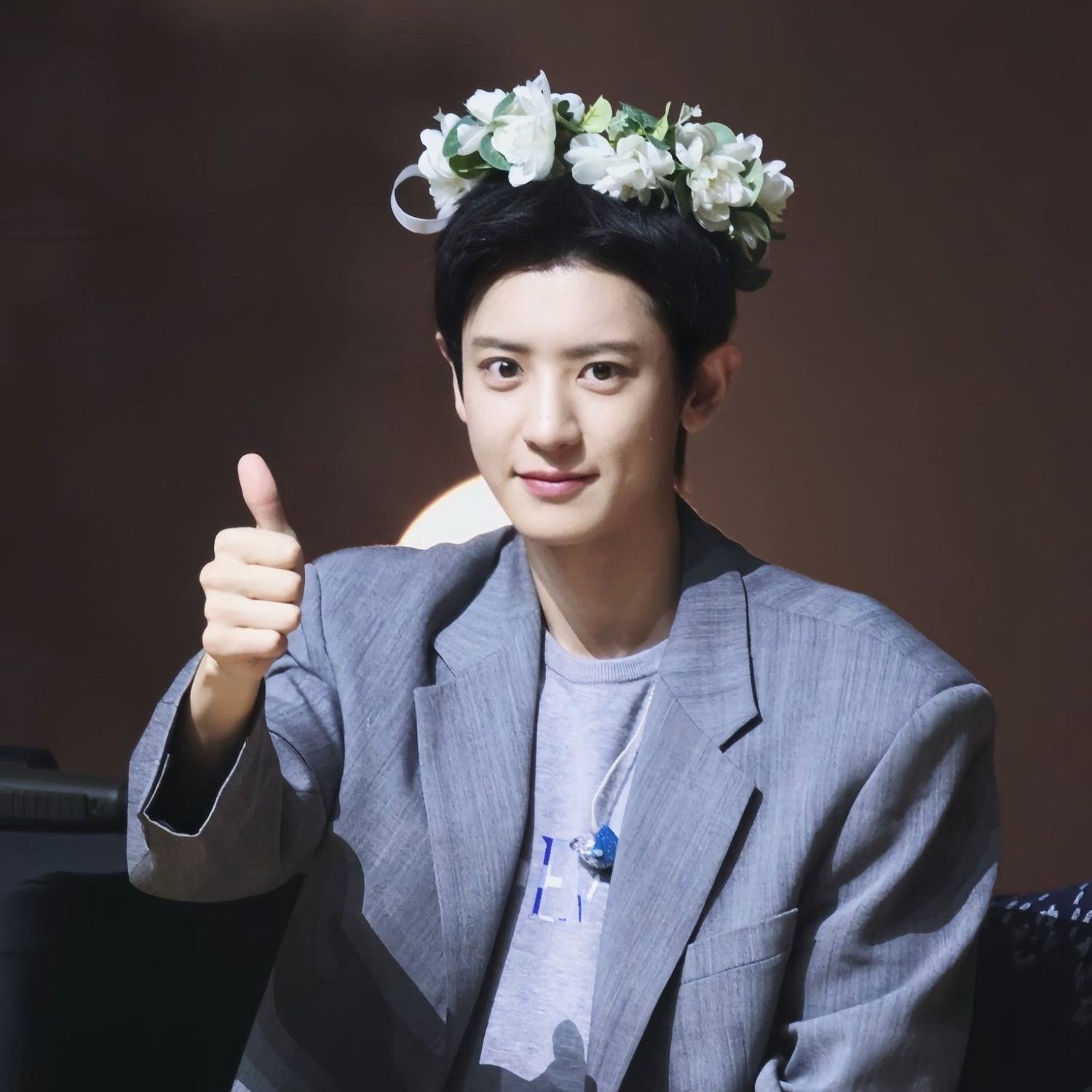 Recent activity shot of Chanyeol (EXO)