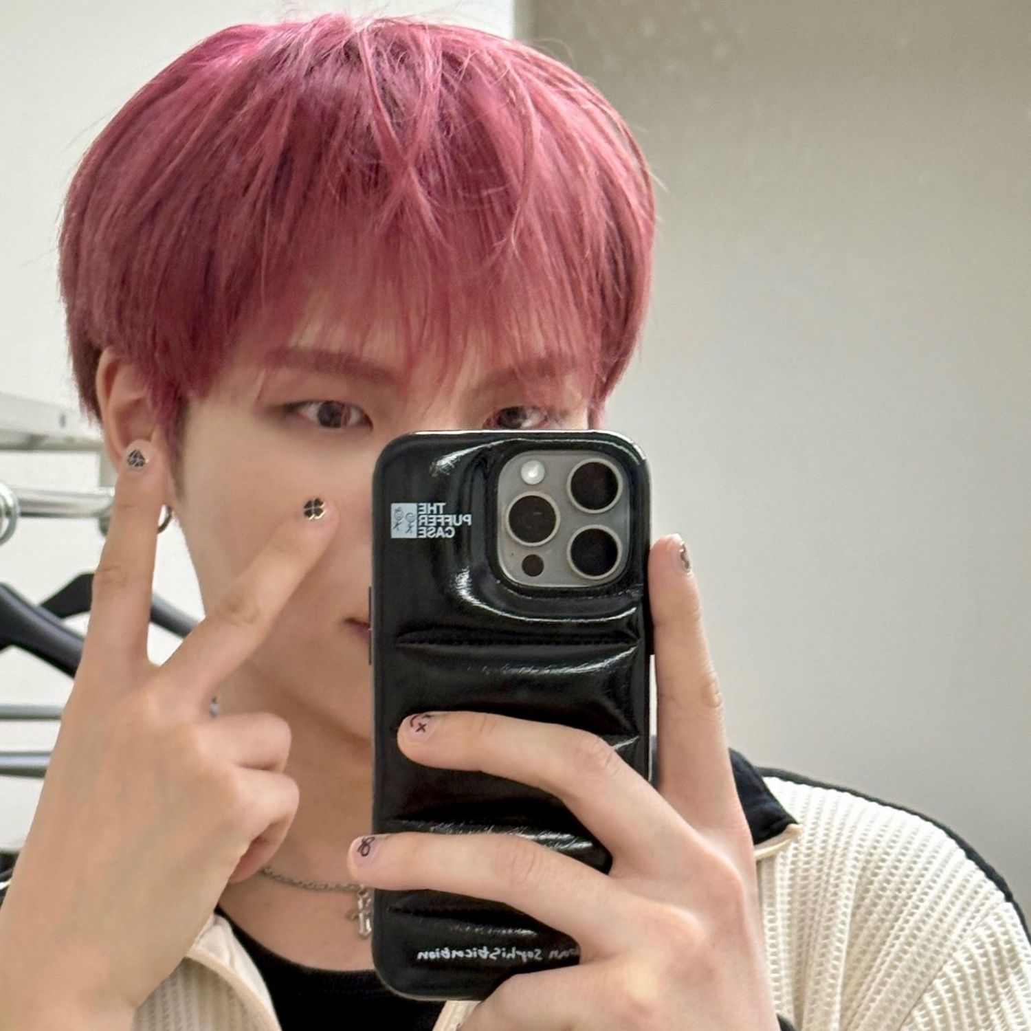 BX (CIX)的最新照片