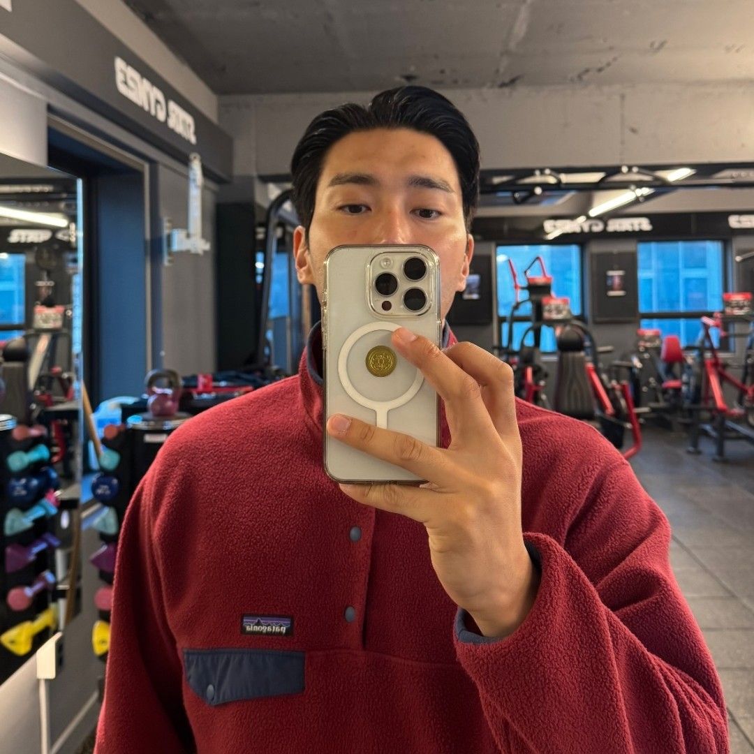 Recent activity shot of Siwon (Super Junior)