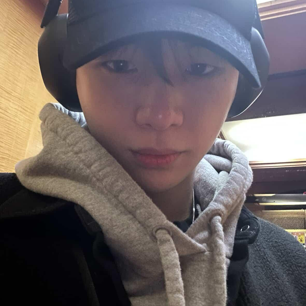강다니엘의 비하인드 컷