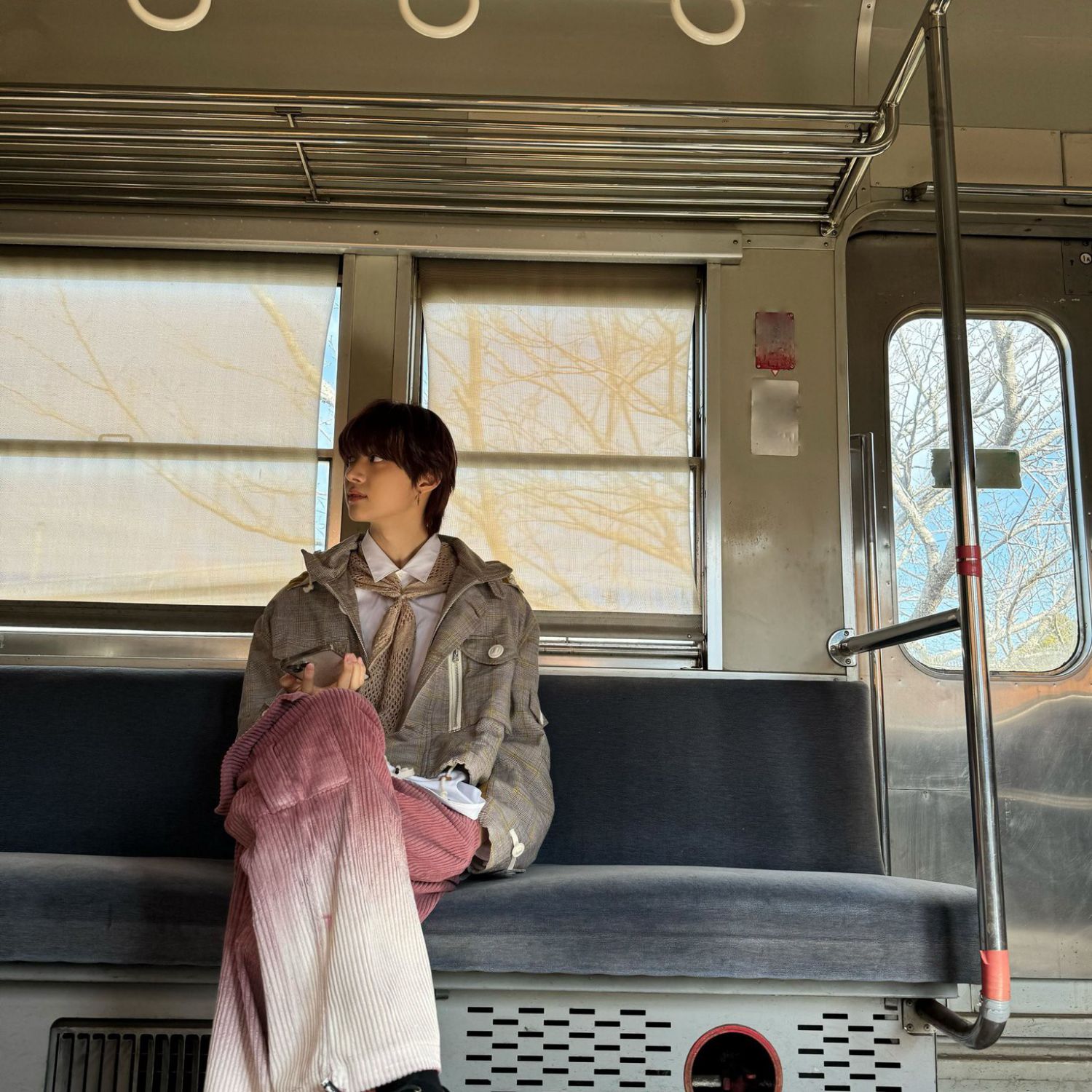 A moment captured by EJ (&TEAM)'s fan