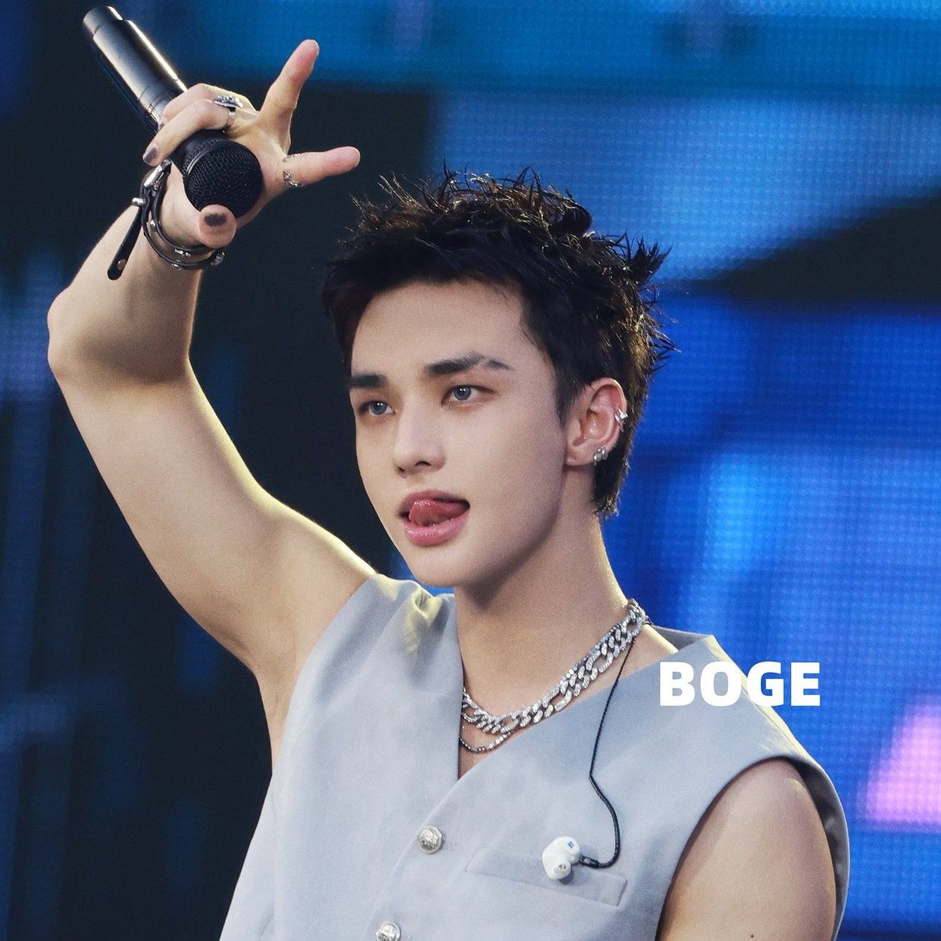 A moment captured by Hyunjin (Stray Kids)'s fan