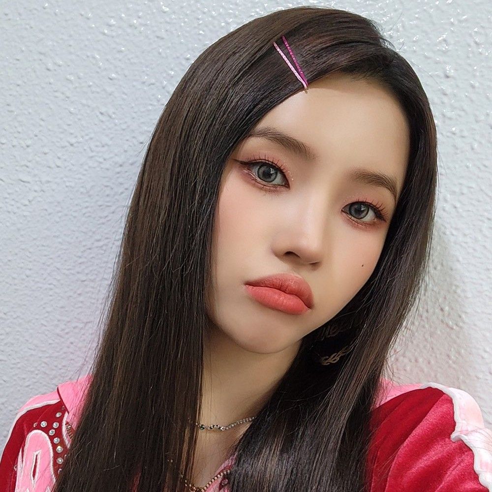 Recent activity shot of Soyeon (i-dle)
