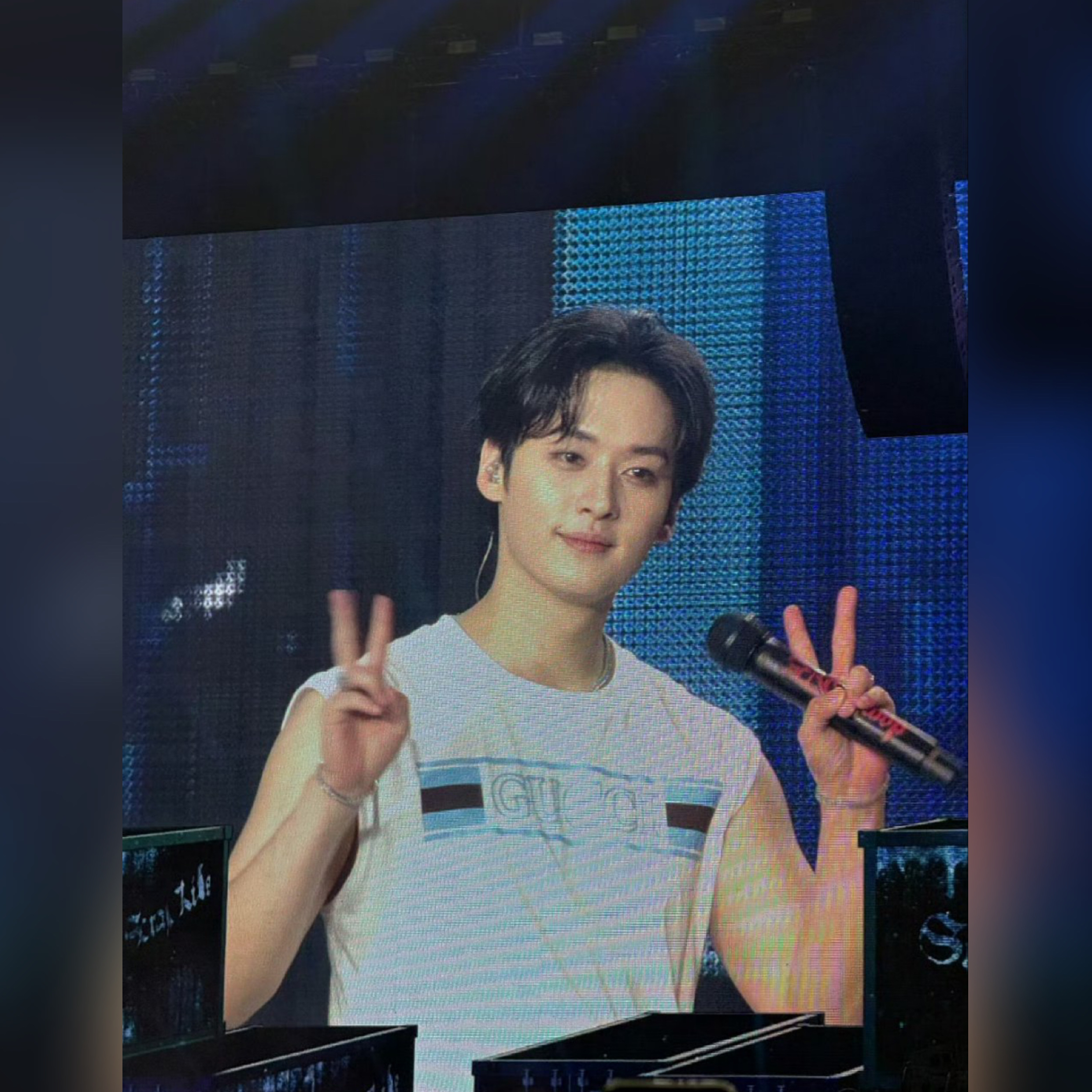 Recent activity shot of Lee Know (Stray Kids)