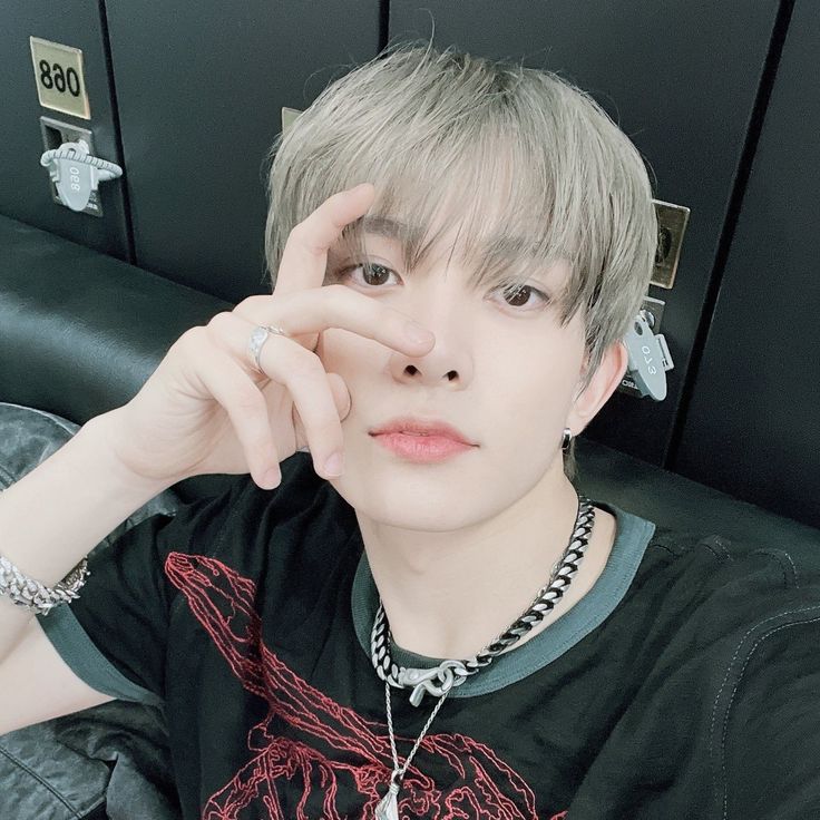 羲承 (ENHYPEN)的最新照片