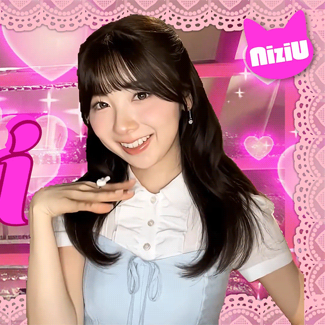A moment captured by Miihi (NiziU)'s fan