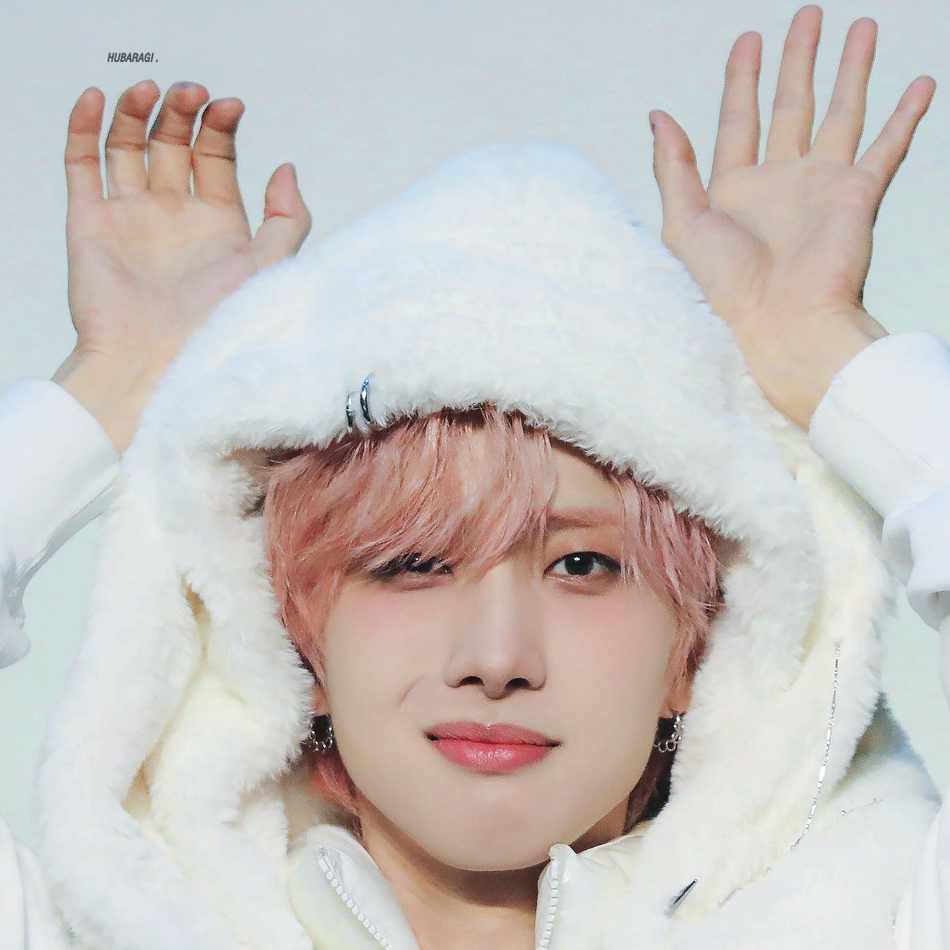 フイ (PENTAGON)の舞台裏ショット