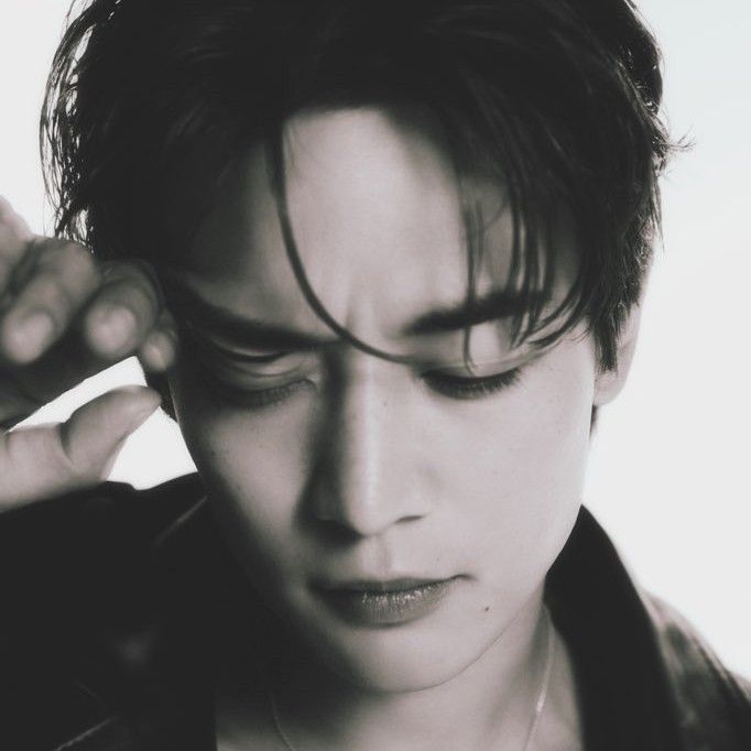 Latest photo of Minho (SHINee)