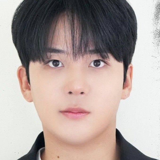 Recent activity shot of Jongho (ATEEZ)