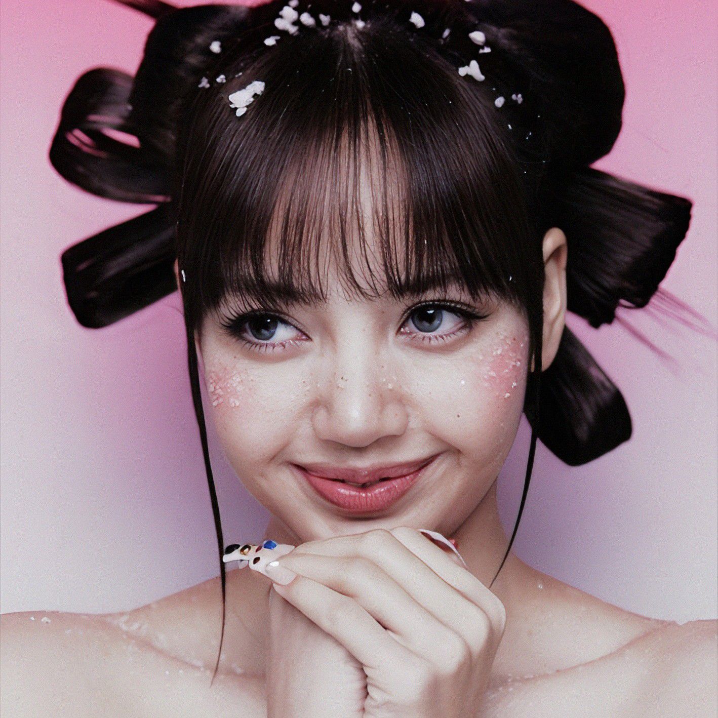 Recent activity shot of Lisa (BLACKPINK)