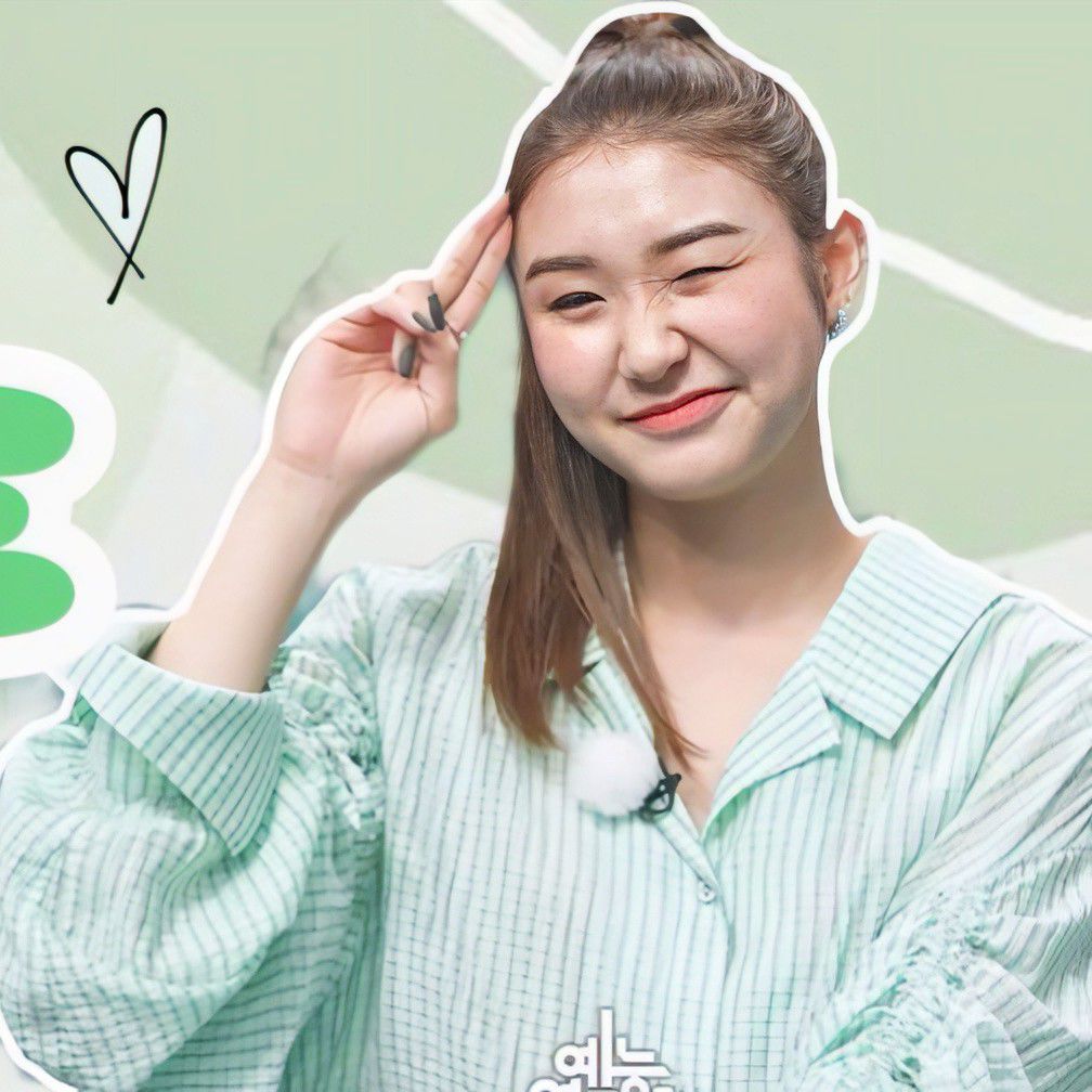 Behind-the-scenes cut of Denise