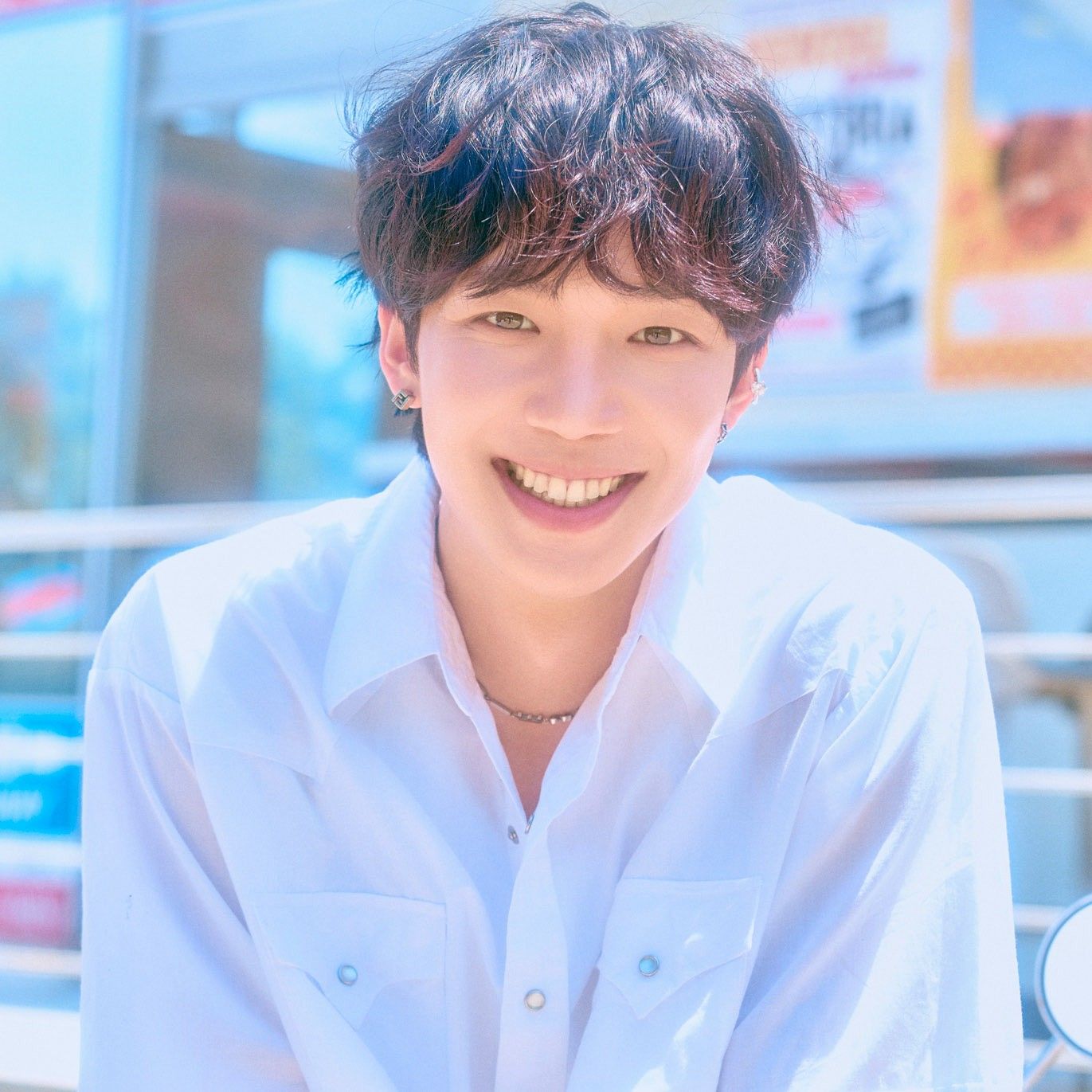 Behind-the-scenes cut of Lim Youngmin