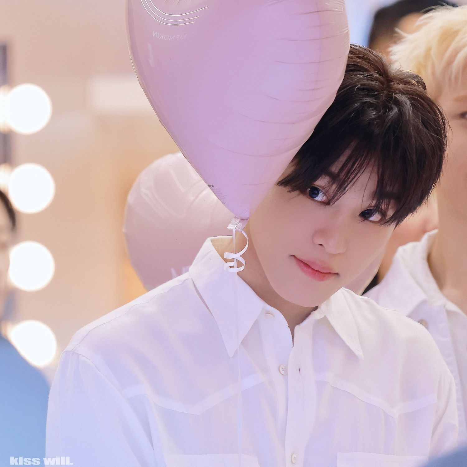 Latest photo of Park Jeongwoo (TREASURE)