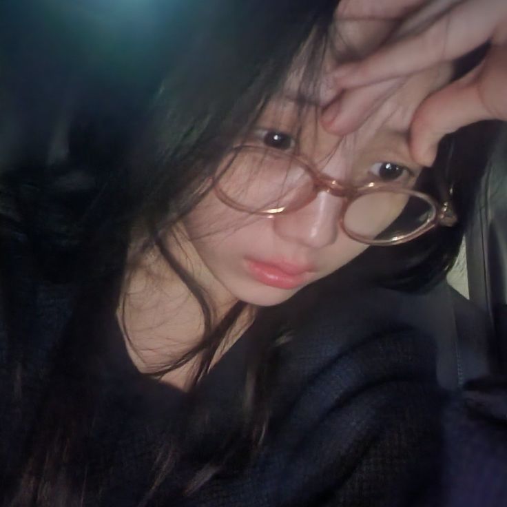 Behind-the-scenes cut of Wonhee (ILLIT)