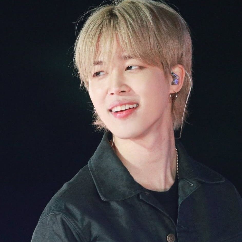 Momen yang diabadikan oleh penggemar Jimin (BTS)