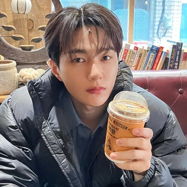 Recent activity shot of L (INFINITE)