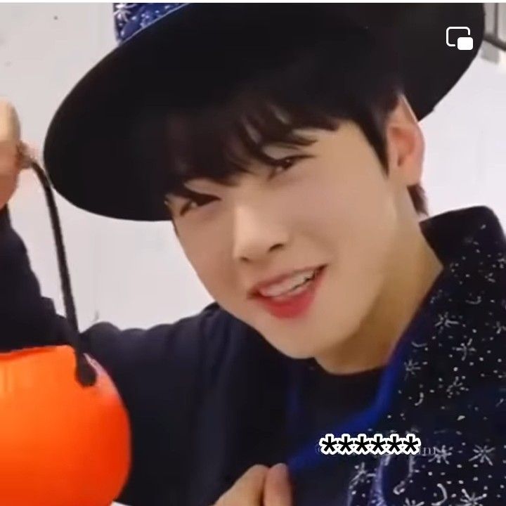 A moment captured by ASTRO's fan