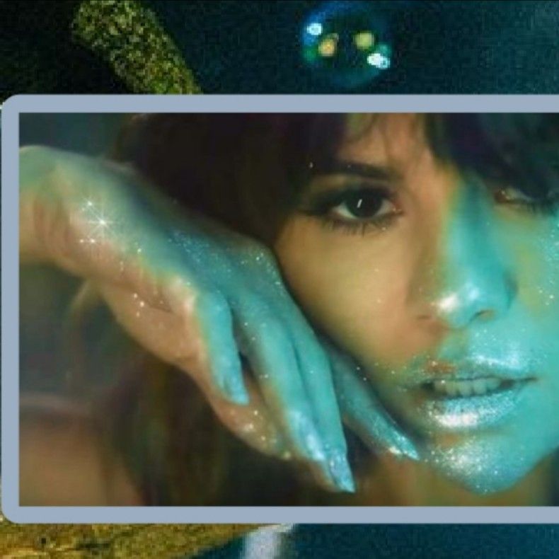 A moment captured by Selena Gomez's fan