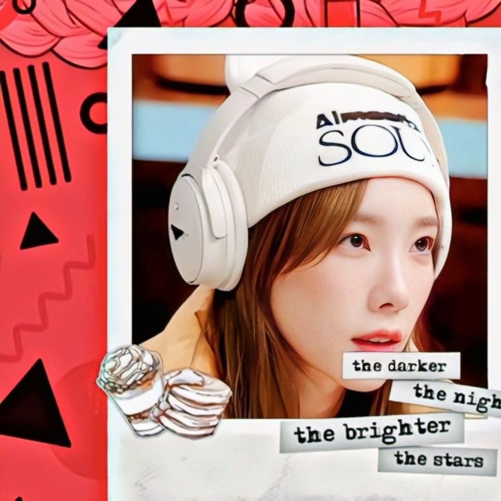 Behind-the-scenes cut of Taeyeon (Girls' Generation)