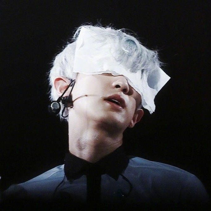 Momen yang diabadikan oleh penggemar Chanyeol (EXO)