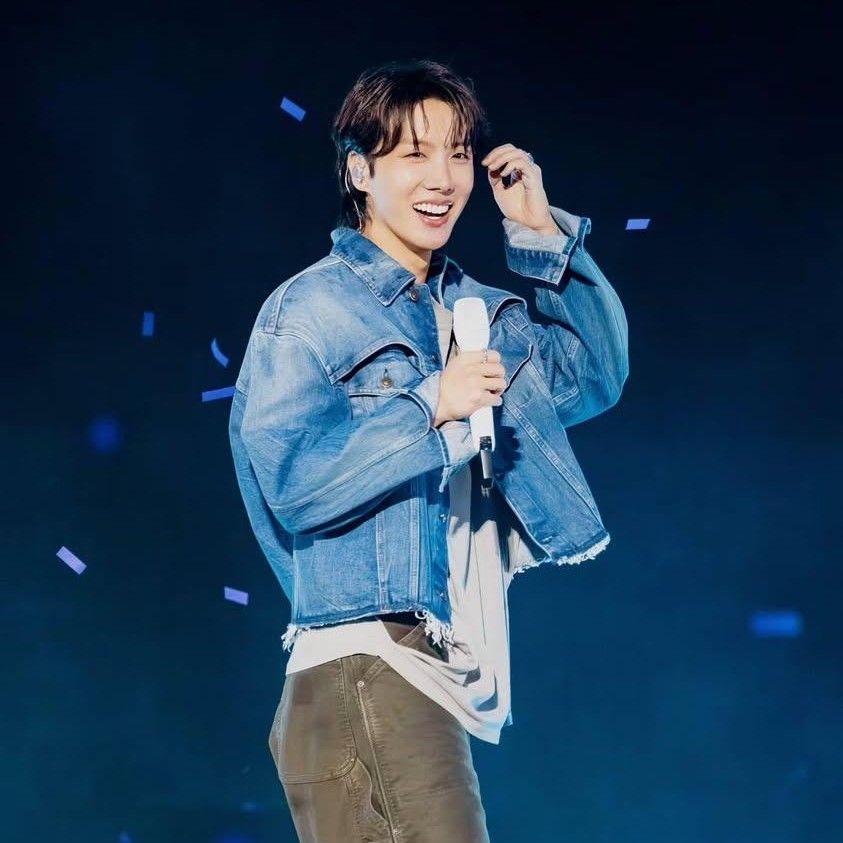 J-hope (防彈少年團)的最新照片