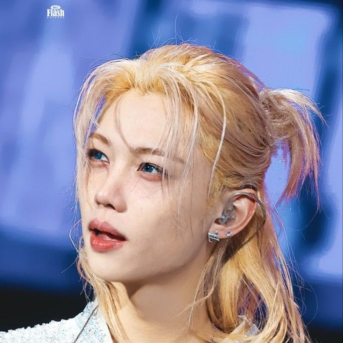 Behind-the-scenes cut of Felix (Stray Kids)