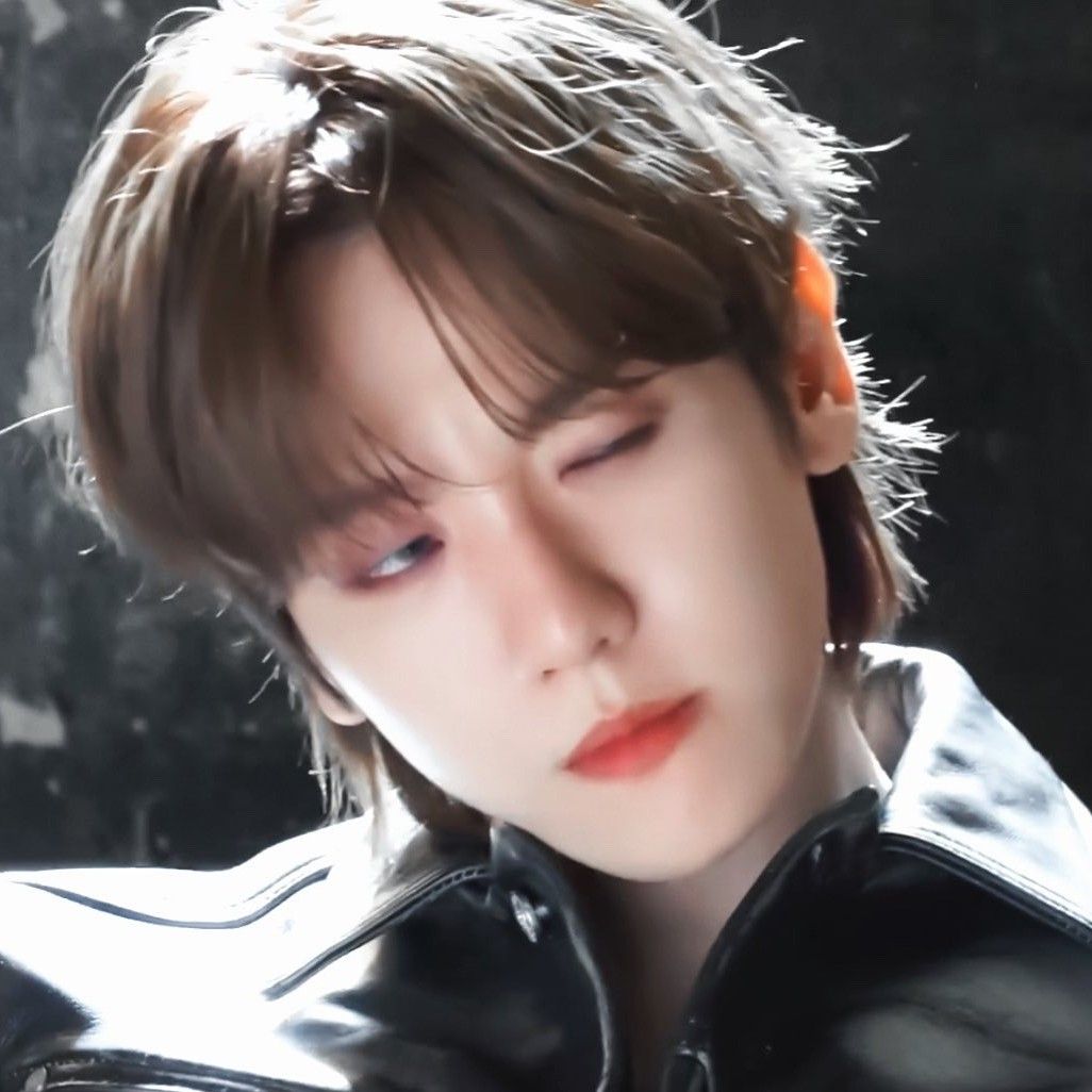 伯賢 (EXO)的最新活動照片