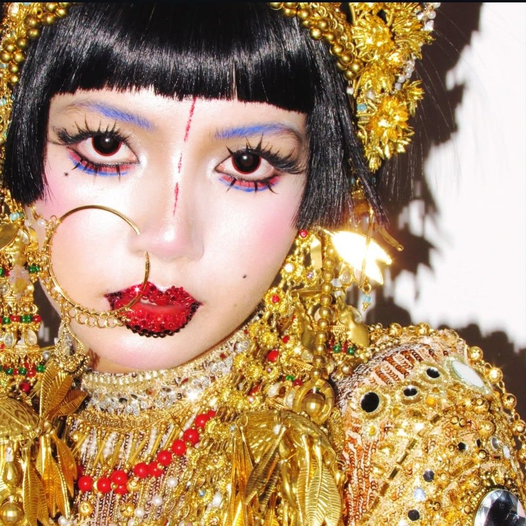 Lisa (BLACKPINK)的幕後花絮