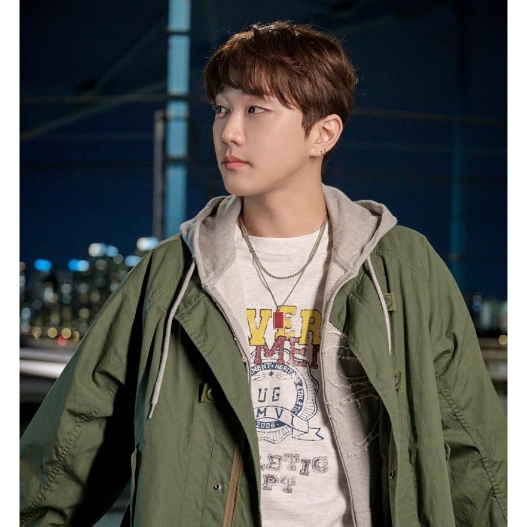 Behind-the-scenes cut of Hong Joochan (GoldenChild)