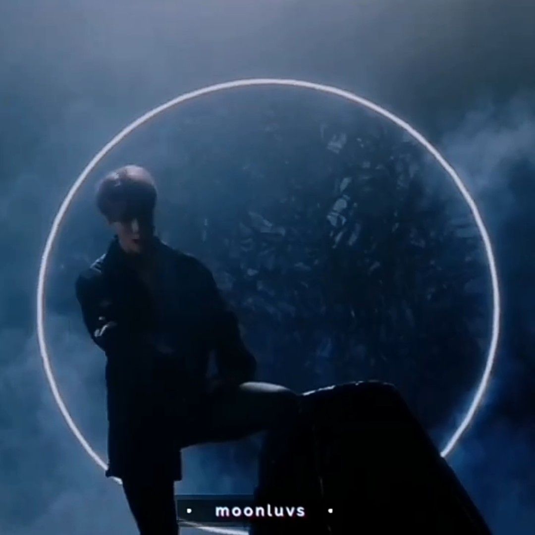 Behind-the-scenes cut of Moonbin (ASTRO)