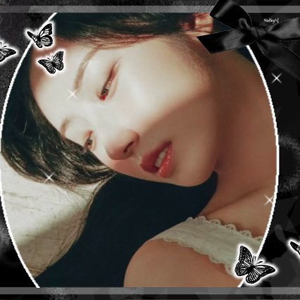 Recent activity shot of HaSeul (ARTMS)