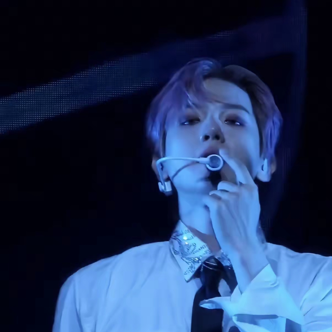 ベクヒョン (EXO)の最近の活動写真