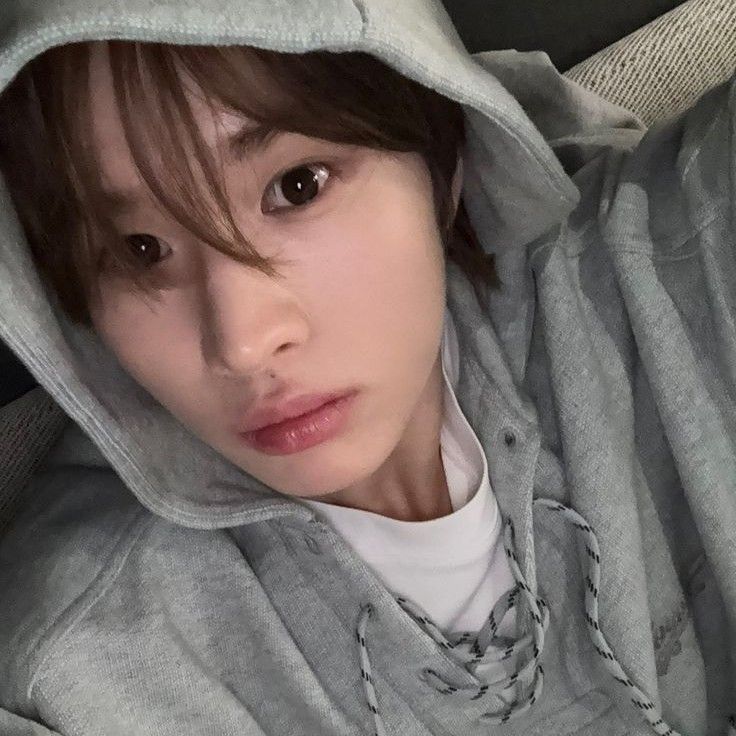 Recent activity shot of Kyungmin (TWS)