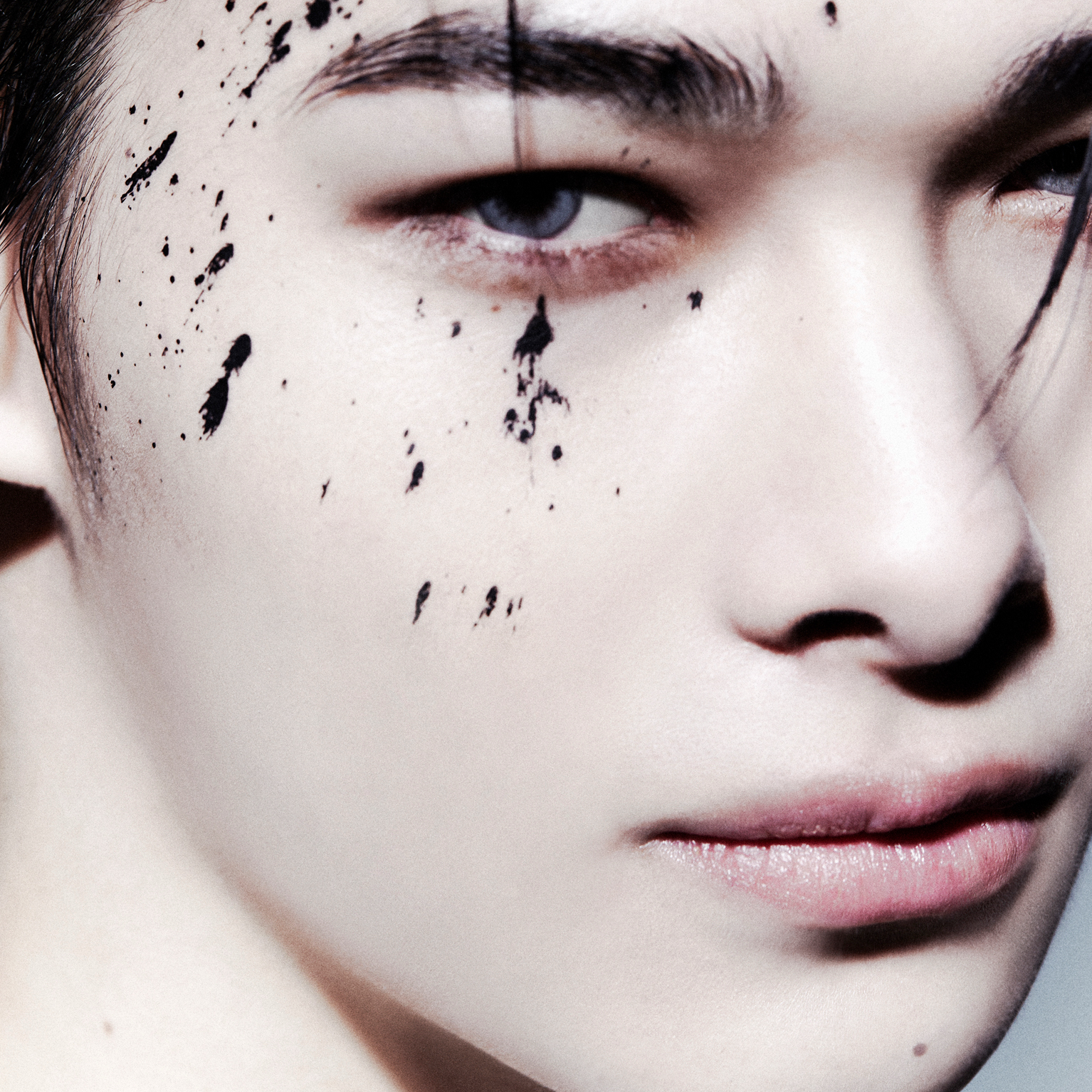 Momen yang diabadikan oleh penggemar NI-KI (ENHYPEN)