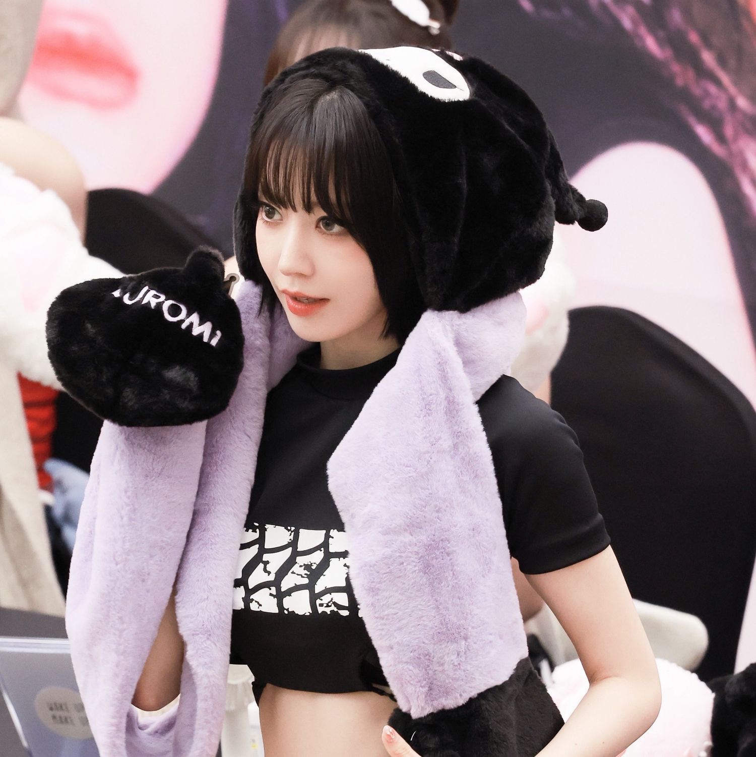 Recent activity shot of Sakura (LE SSERAFIM)