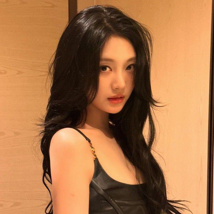 Latest photo of Ningning (aespa)