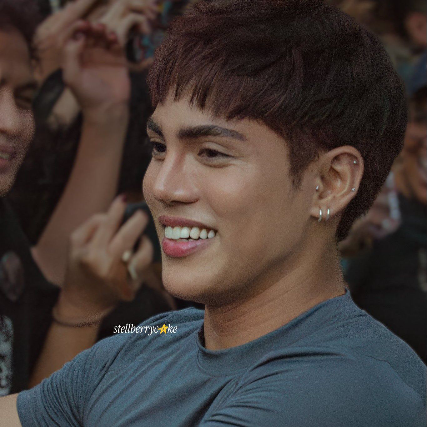 A moment captured by Stell (SB19)'s fan