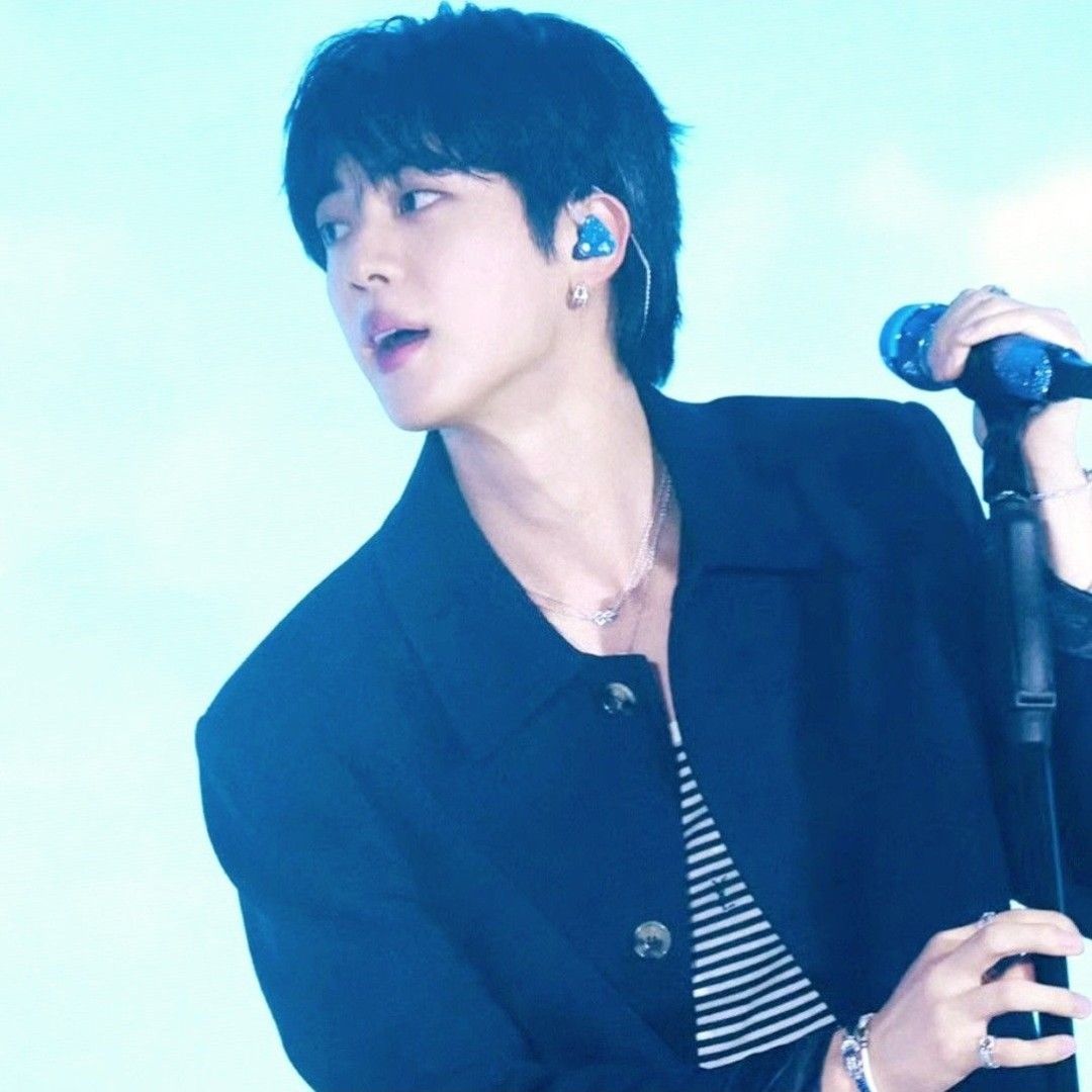 Latest photo of Jin (BTS)