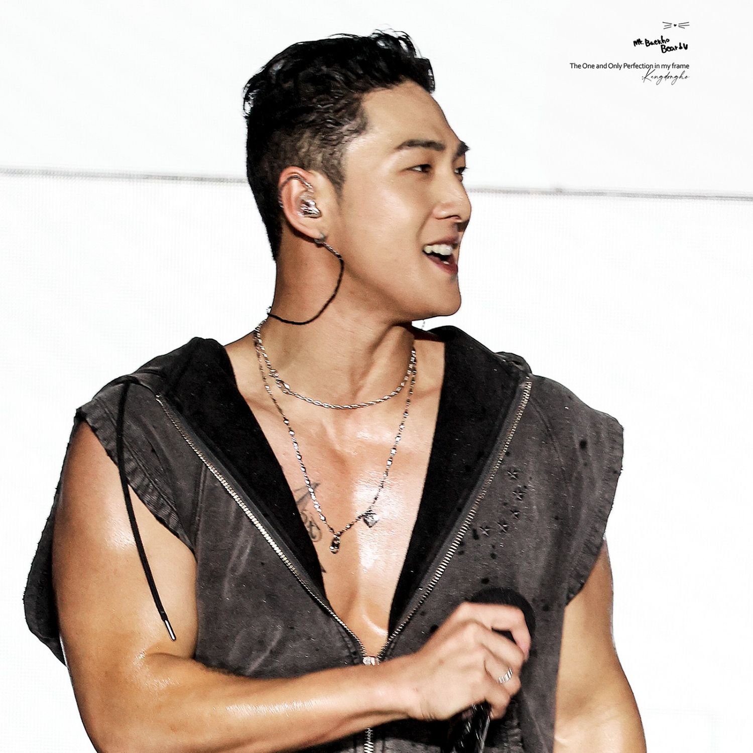 Latest photo of Baekho