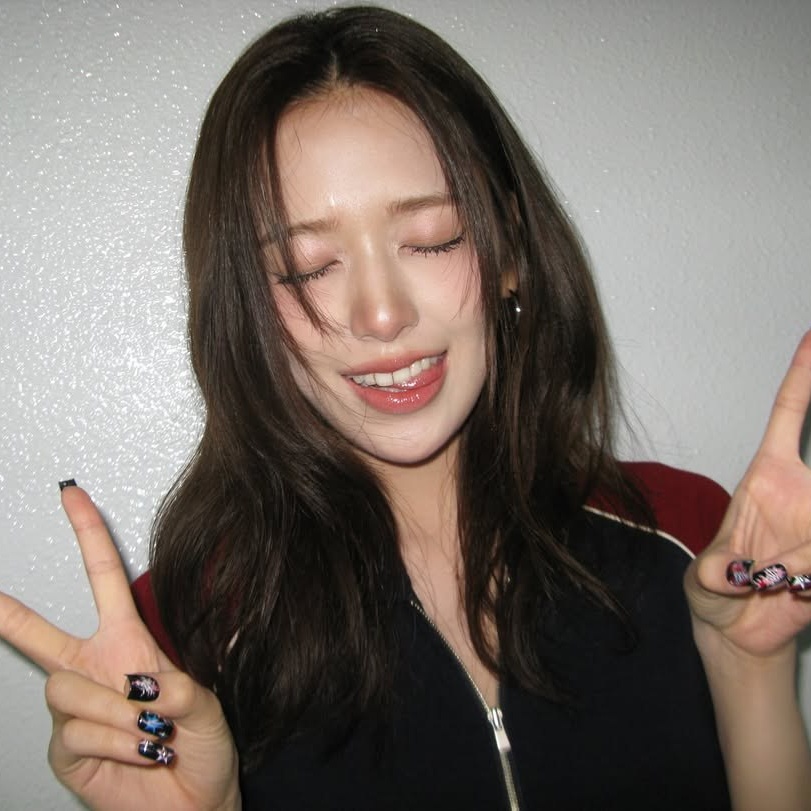 Recent activity shot of An Yujin (IVE)