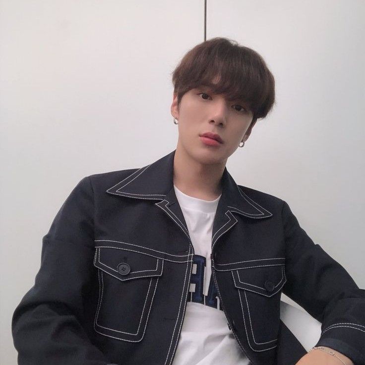 Foto aktivitas terbaru Minhyuk (MONSTA X)